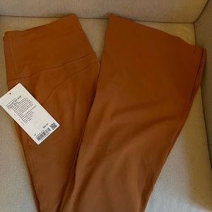 Lululemon Groove Flared Pant size 10